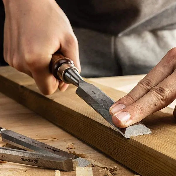 Levoite 6Pcs Wood Chisel Tool Sets Woodworking Carving Chisel Kit with Premium Wooden Case for Carpenter Craftsman Gift for Men
